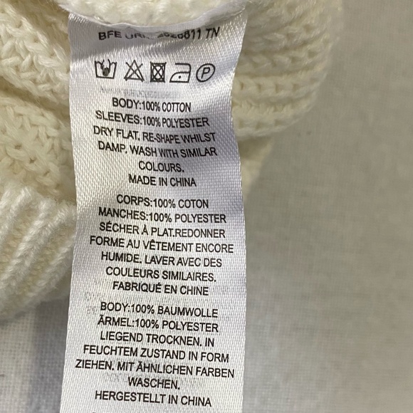 French Connection Cotton Embroidered Flower Puffy Sleeve Sweater. Sz- L - Picture 13 of 16